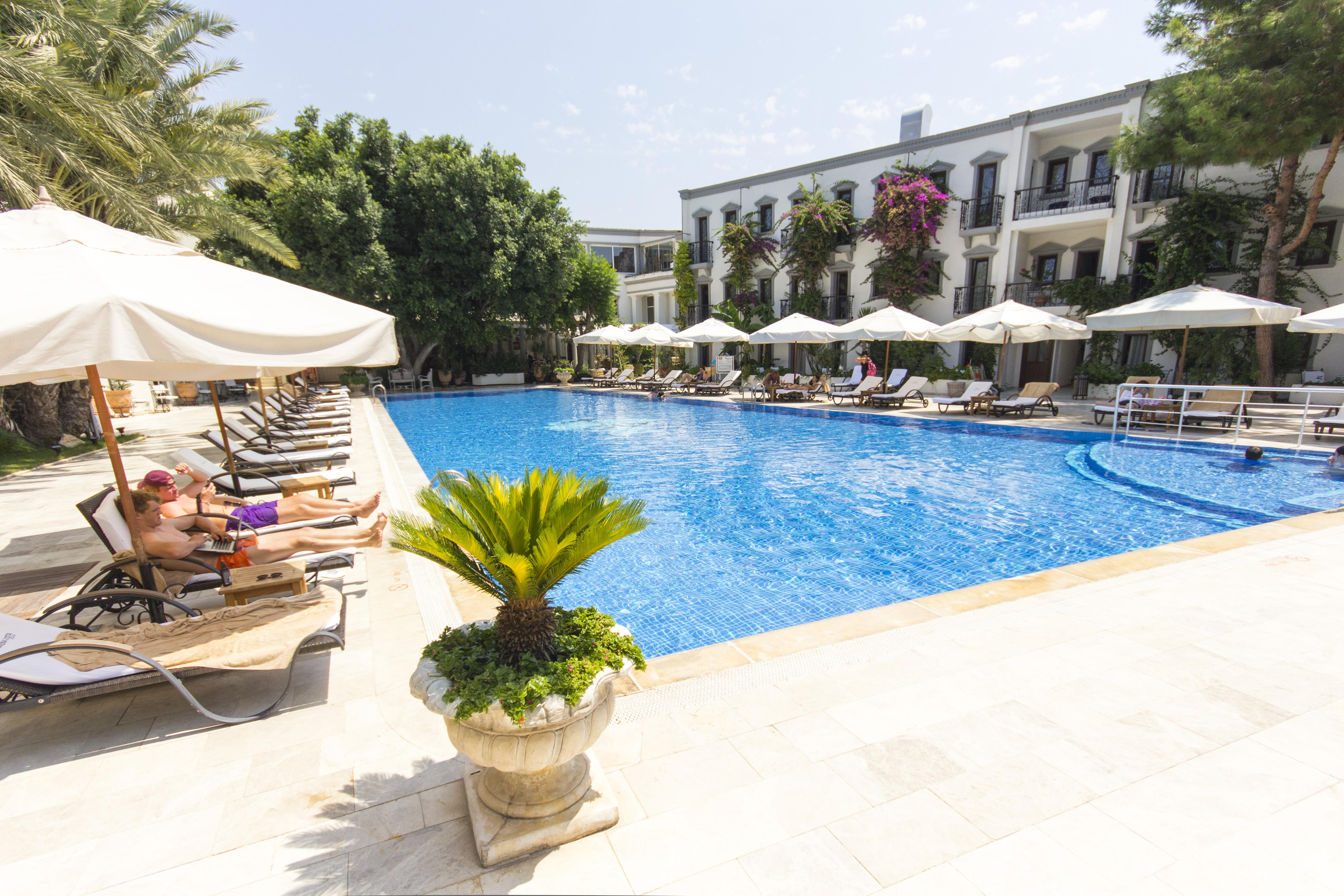 Doubletree By Hilton Bodrum Marina Vista Extérieur photo