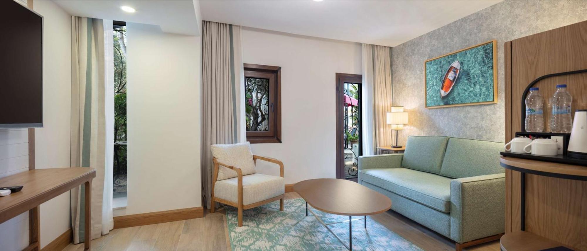 Doubletree By Hilton Bodrum Marina Vista Extérieur photo