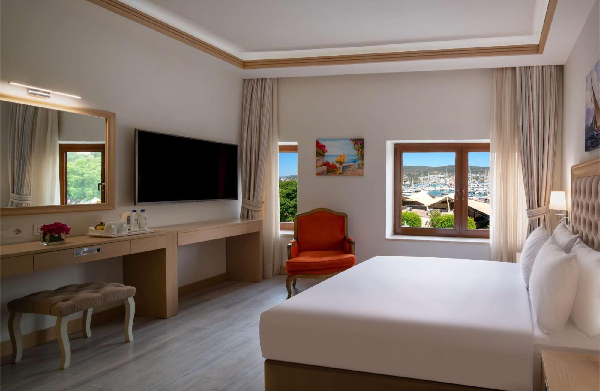 Doubletree By Hilton Bodrum Marina Vista Extérieur photo